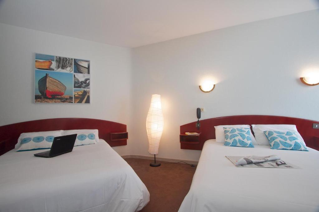 Hotel Le Ty-Lann Saint-Ave Экстерьер фото