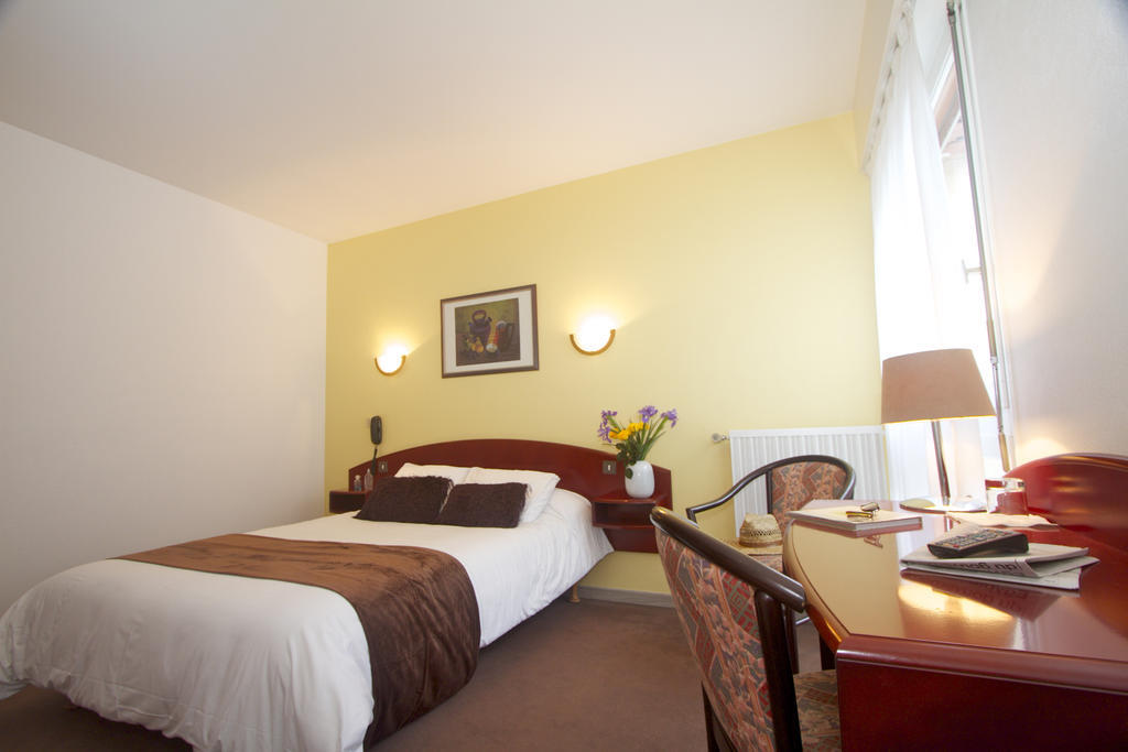 Hotel Le Ty-Lann Saint-Ave Экстерьер фото